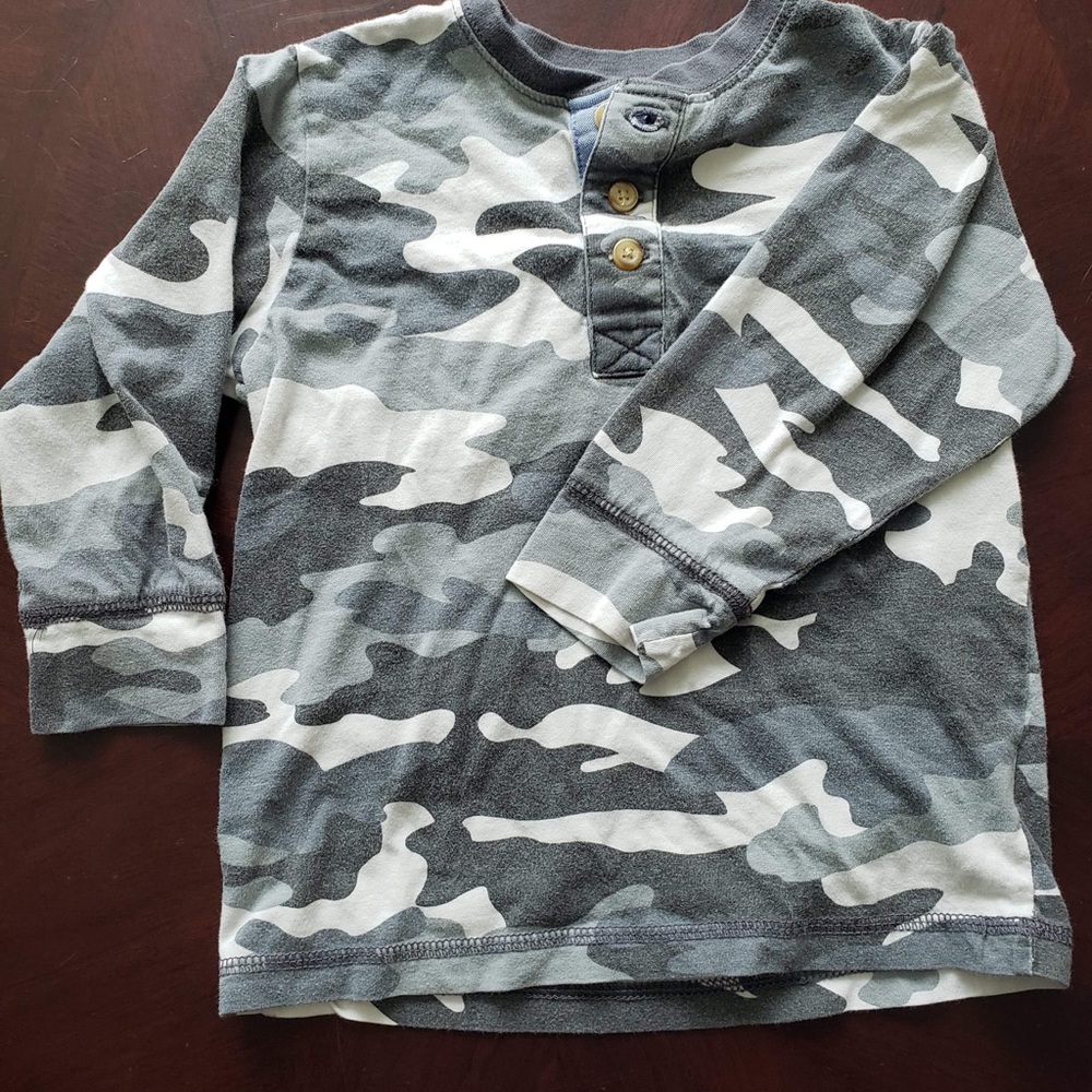 Grey camo long sleeve